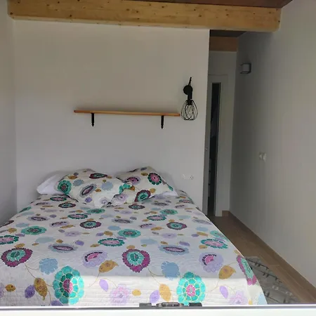 Aguete, En Апартаменты *